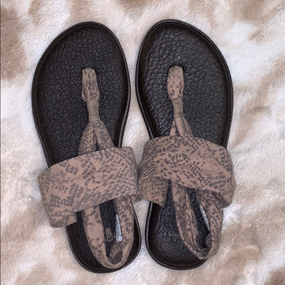 Sanuk yoga sling sandal